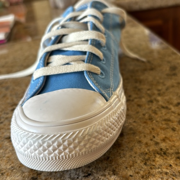 New - Converse Chuck Taylor All Star “Life’s to short to waste” sneakers - Picture 6 of 7